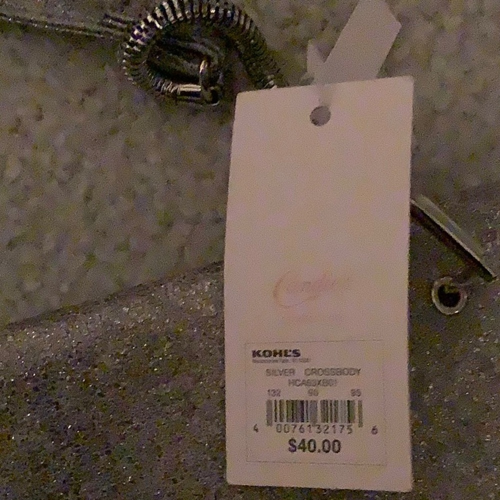 Silver bag with metal bow front - Picture 3 of 4